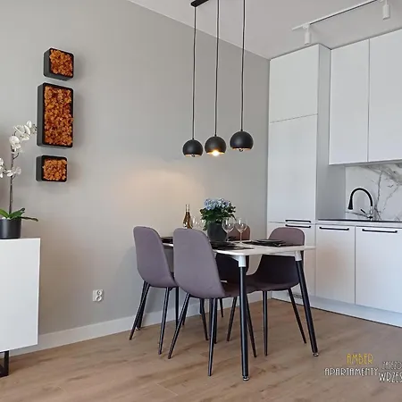 Amber - Azw Apartment *